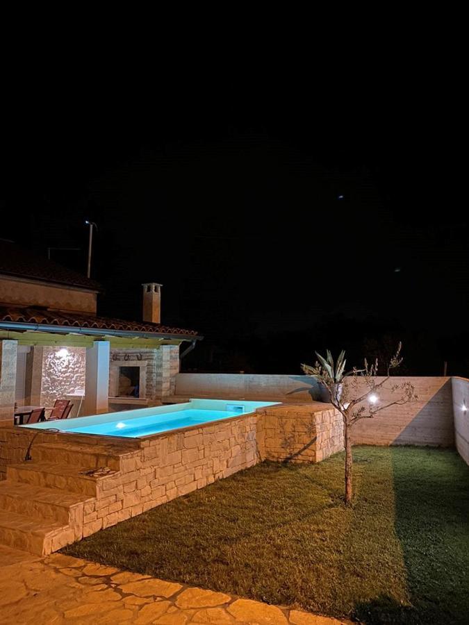 Villa Alina With Pool Savudrija Exterior photo